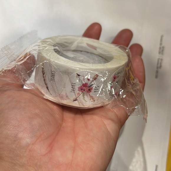 📦 3/$20 - roll of 500 1” Floral Boho Thank you stickers for shipping - Picture 2 of 2